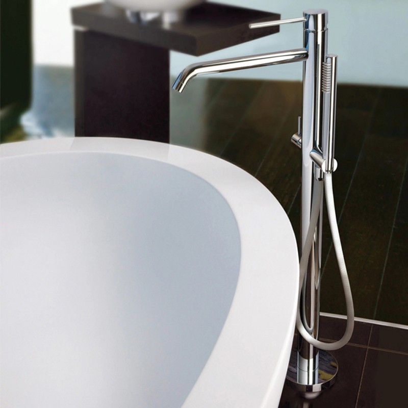 LIG 032 CR LIGHT Змішувач ванни з підлоги, з ручним душем, хром (1 сорт) Paffoni