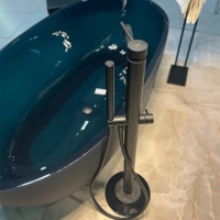 LIG032NO LIGHT Змішувач для ванни з підлоги з внутрішньою частиною, з ручним душем, чорн.мат (1 сорт) Paffoni фото 4