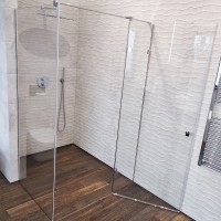 Душова кабіна  Liberta BARCELONA , БП, прозора, двері 1200 (550) R, стінка 800, ручка Круглий кноб, тримач накидний круглий, ущільнювач стандарт, H 2000 (1 сорт) LIBERTA